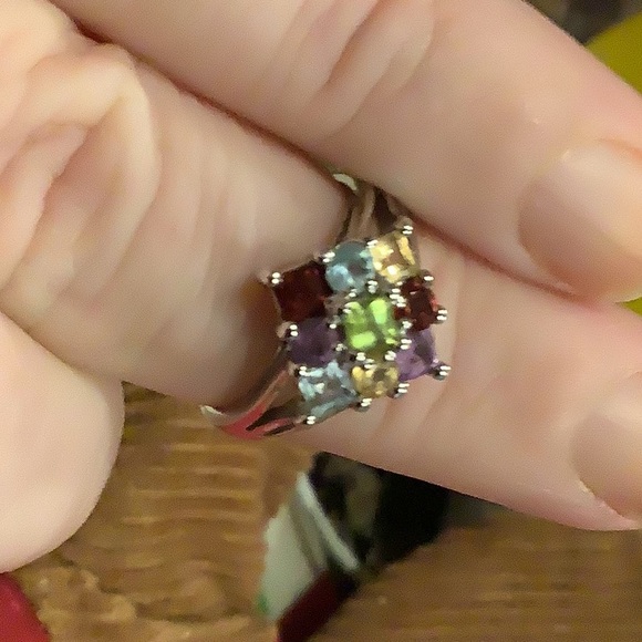 🍗❤️Beautiful Mother’s Ring - Picture 3 of 3